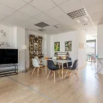 Downtown Spacious Loft Apartment Just 3 Minutes From City Centre